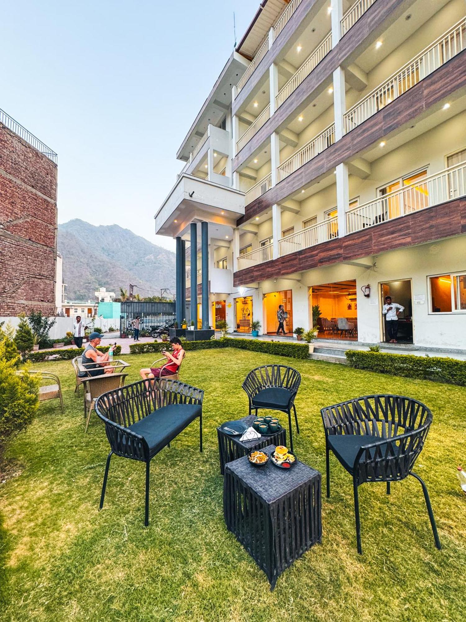 Hide-In Rishikesh, Laxman Jhula Hostel Exterior foto